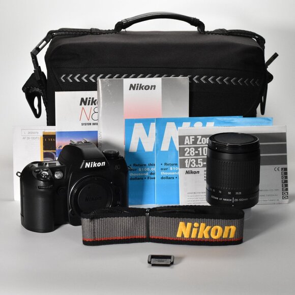 Nikon N80 35mm Film SLR w/Nikon 28-80mm Lens Manual Bag MINT - Picture 1 of 16